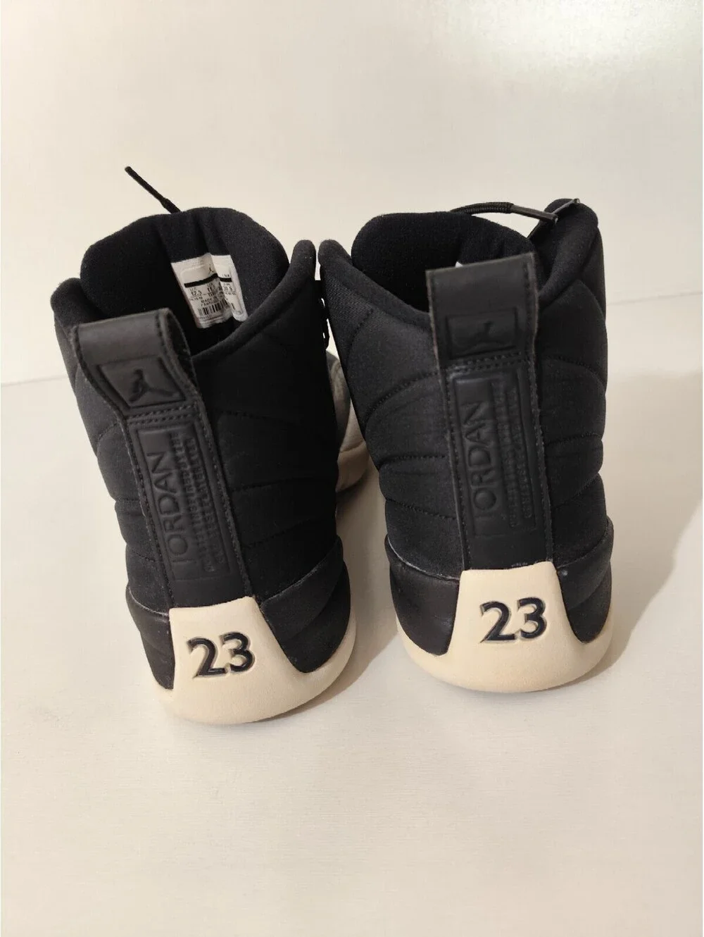 Air Jordan 12 Retro Nylon Neoprene Mens Size 12.5  (130690-004) Black White